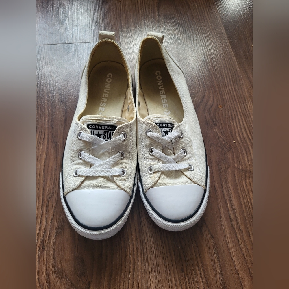 Converse Slip ons